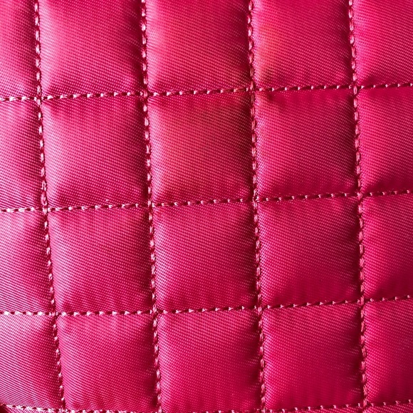 LUG Tango Quilted Pink Travel Wallet - Picture 9 of 9